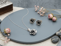 Set Rosa Eterna | Collar y Aretes en Plata 950 Oxidada